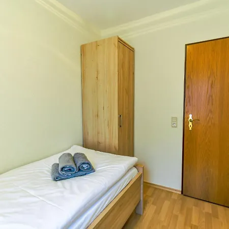 Tjalkstrasse-1 By Interhome *